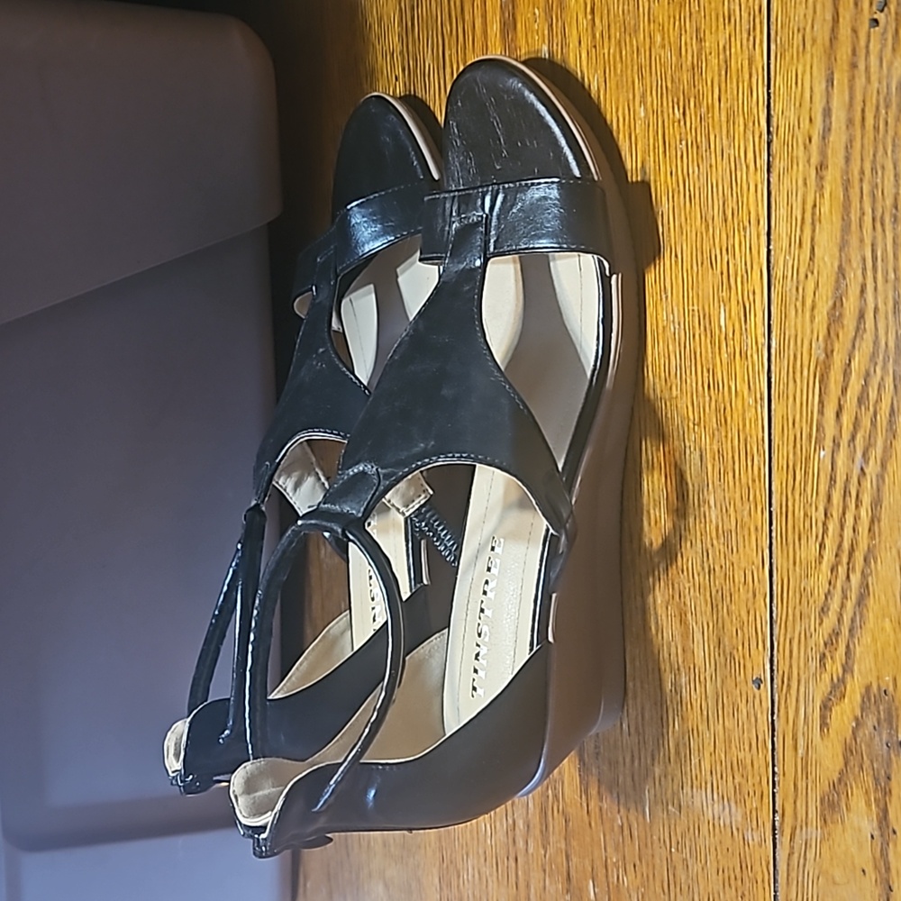 Tinstree Black Gladiator Style Sandals size 10